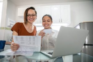 couple saving money